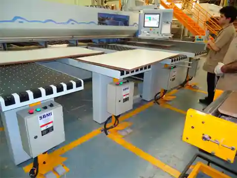 Alimentador Automático de Peças - Composto por ESTEIRA